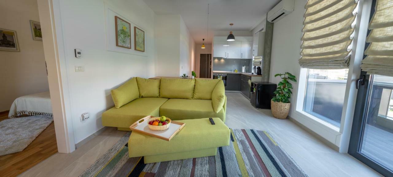 Apartments Steel Residence- Tesla Drive Experience Timisoara Esterno foto
